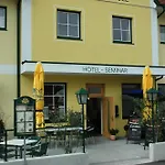 Zur Alten Schule