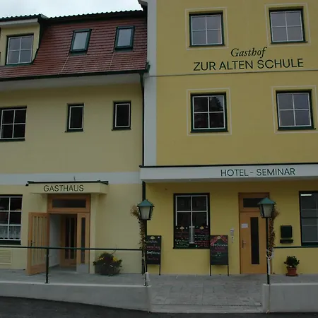 Hotel Zur Alten Schule 3*
