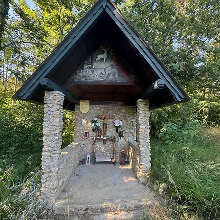 Zur Alten Schule Pitten