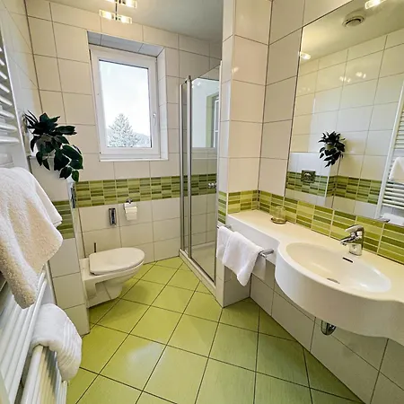 Zur Alten Schule Hotel